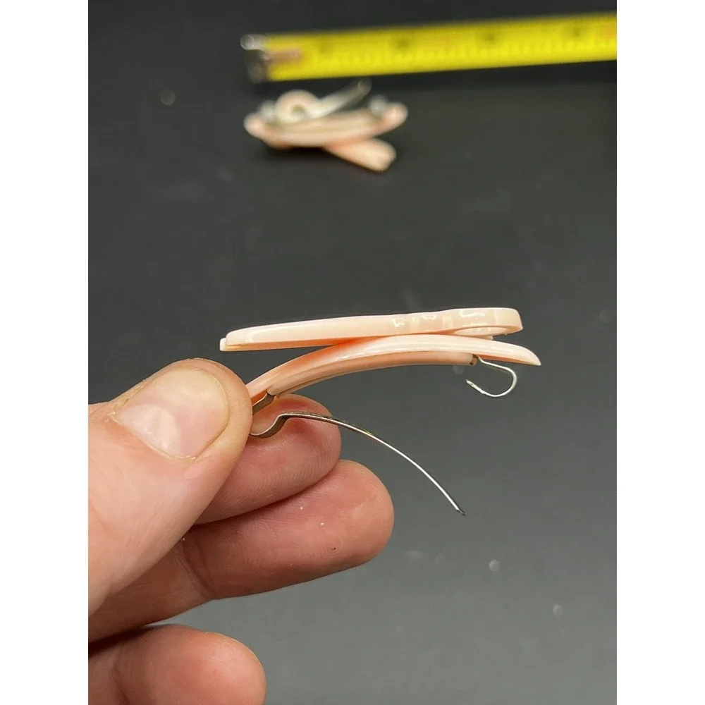 Vintage Peach Scissors‎ Hair Barrette Pair Plastic & Metal Small Set Of 2
